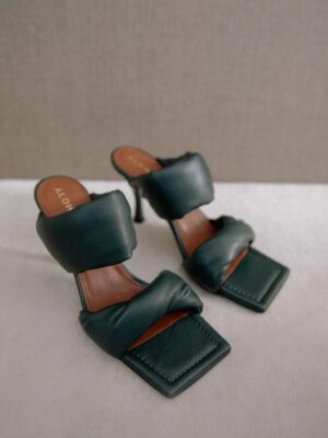 Alohas Twist Strap